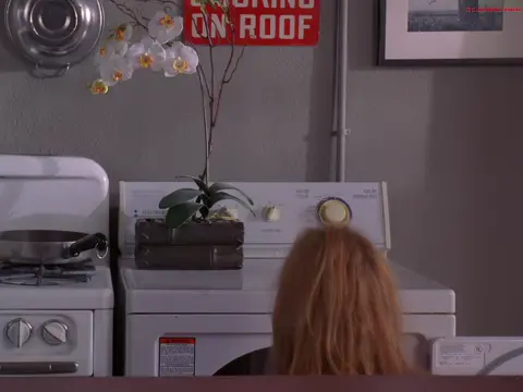 Diora Baird's slo-mo plots in Hot Tamale (US-2006) [enhanced, slomo]