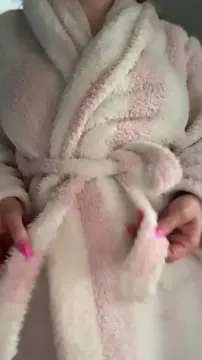 Natural British boobs reveal  - Free TikTok Porn Video