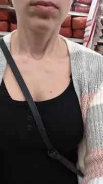 Going to the grocery with a huge buttplug....no panties  - Free TikTok Porn Video