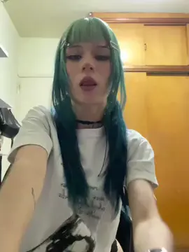 Showing to check on if my well under 90lb virgin 18yo body is doll material