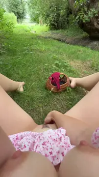 Berry's berry-picking POV - Free TikTok Porn Video