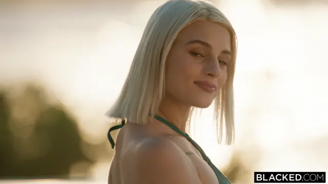 This woman has a unique aura, and it's driving me crazy.