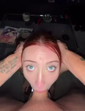 Throatfucking gamer girl - Free TikTok Porn Video