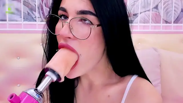 All those sex toys,dildos,fuck machines just make you want one to goon even better~