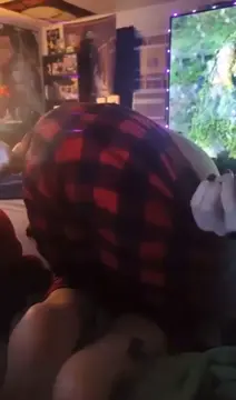 Imagine u wake up every morning and u see my friends fat ass pussy begging for u to drop ur fat load inside her😵‍💫🥴