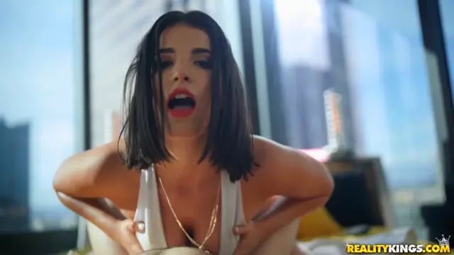 Big Tits does tit fuck